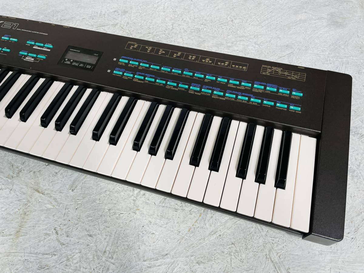 シンセサイザー :: シンセ、リズムマシン、シーケンサー :: 中古